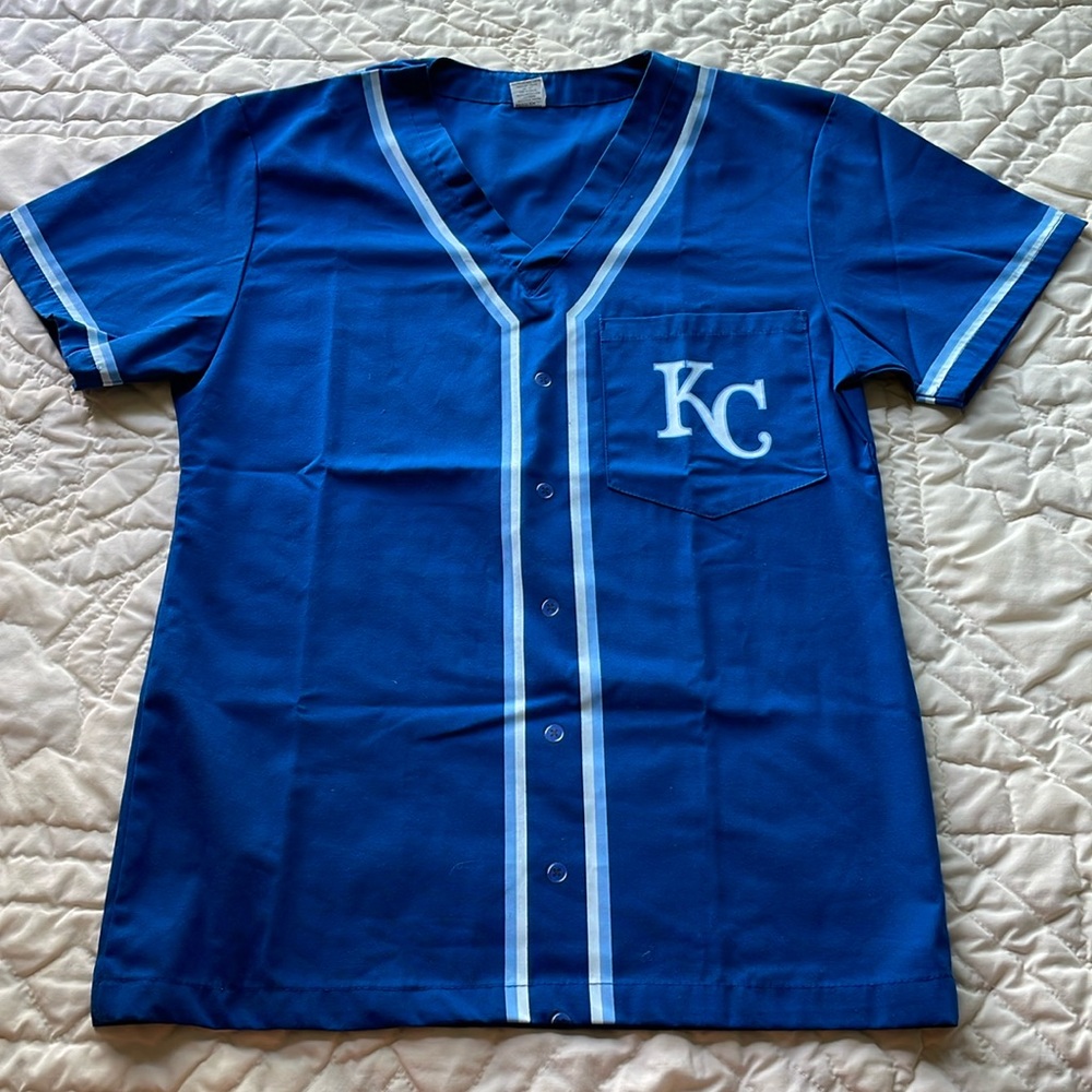 Shirt Size Small KC Short Sleeve “Success Promotions” Fake Buttons, V-Neck